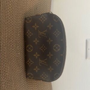 Louis Vuitton Monogram Pouch